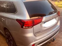 Gebraucht Mitsubishi Outlander P-HEV Top 224 PS (164 kW) 2017 Silber SUV