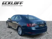 Gebraucht Skoda Superb Style 150 PS (110 kW) 2019 Blau Limousine