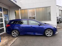 Gebraucht Ford Focus ST 250 PS (183 kW) 2017 Indicblau metallic (blau) Kombi