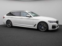 Gebraucht BMW 530 M Sport 286 PS (210 kW) 2022 Alpinweiss uni300schwarz Limousine