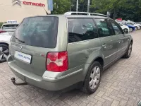 Gebraucht VW Passat Highline 101 PS (74 kW) 2001 Grün metallic Kombi