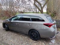 gebraucht Toyota Auris Hybrid Touring Sports Team D