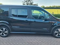 Gebraucht Ford Tourneo Titanium 120 PS (88 kW) 2021 Schwarz Van / Kleinbus