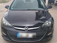 Gebraucht Opel Astra 140 PS (102 kW) 2014 Schwarz Limousine