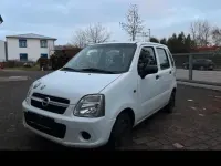 Używany Opel Agila 60 KM (44 kW) 2007 Biały Sedan/Limuzyna