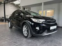 Gebraucht Kia Stonic Platinum Edition 120 PS (88 kW) 2017 Aurora black SUV