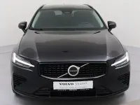 Gebraucht Volvo V60 Plus 336 PS (247 kW) 2024 Schwarz Kombi