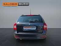 Gebraucht Skoda Octavia Ambiente 160 PS (117 kW) 2010 Grau Kombi