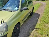 Gebraucht Renault Clio 75 PS (55 kW) 2004 Grün Kleinwagen