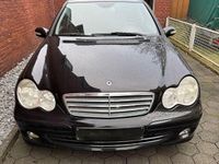 Gebraucht Mercedes C180 143 PS (105 kW) 2005 Schwarz Kombi
