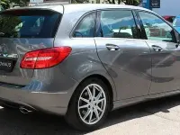 Używany Mercedes B200 150 KM (110 kW) 2014 Szary Minivan