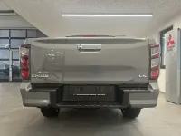 Neu Isuzu D-Max 163 PS (119 kW) 2025 Schwarz Pickup