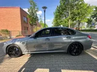 Gebraucht BMW 320 M Sport 190 PS (139 kW) 2023 Skyscraper grau Limousine