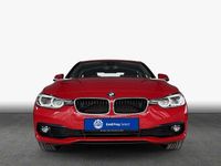 Gebraucht BMW 318 Advantage 136 PS (100 kW) 2016 Rot Limousine