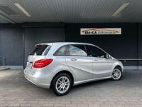 Gebraucht Mercedes B180 109 PS (80 kW) 2012 Silber Van / Kleinbus