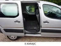 Gebraucht Citroën Berlingo 98 PS (72 kW) 2013 Silber Van / Kleinbus