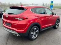 Gebraucht Hyundai Tucson Style 177 PS (130 kW) 2017 Rot SUV