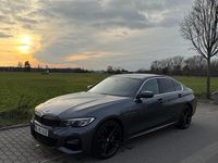 Gebraucht BMW 330e M Sport 292 PS (214 kW) 2019 Grau Limousine