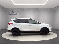 Gebraucht Ford Kuga Titanium 150 PS (110 kW) 2016 Weiß SUV