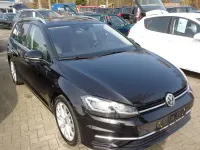 Gebraucht VW Golf VII Highline 150 PS (110 kW) 2020 Schwarz Kombi
