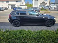 Gebraucht BMW 116 122 PS (89 kW) 2007 Schwarz Kleinwagen