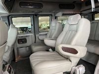 Gebraucht GMC Savana 314 PS (230 kW) 2012 Schwarz Van / Kleinbus