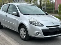 Gebraucht Renault Clio III Dynamique 75 PS (55 kW) 2010 Grau Limousine