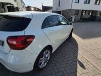 Gebraucht Mercedes A160 102 PS (75 kW) 2016 Weiß Limousine