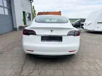 Gebraucht Tesla Model 3 Standard Range Plus 208 kW (283 PS) 2021 Weiß Limousine