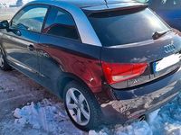 Gebraucht Audi A1 Ambition 86 PS (63 kW) 2011 Rot Kleinwagen