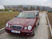 Gebraucht Mercedes E320 Elegance 268 PS (197 kW) 2001 Rot metallic Kombi