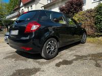 Usata Kia Ceed 90 CV (66 kW) 2010 Nero Utilitaria