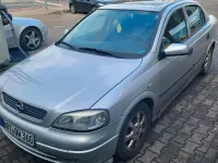 Używany Opel Astra 101 KM (74 kW) 2002 Szary Hatchback