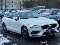 Gebraucht Volvo V60 Momentum 190 PS (139 kW) 2019 Weiß Kombi