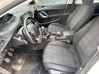 Gebraucht Peugeot 308 110 PS (80 kW) 2015 Weiß Limousine