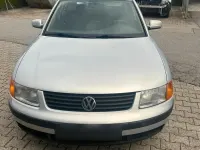 Gebraucht VW Passat 125 PS (91 kW) 1997 Silber Limousine