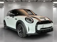 Gebraucht Mini Cooper SE 135 kW (184 PS) 2023 Weiß Kleinwagen