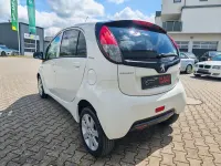 Gebraucht Peugeot iON 35 kW (48 PS) 2017 Weiß Kleinwagen