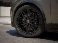 Neu Porsche Macan GTS 419 kW (571 PS) 2026 Aventuringrünmetallic SUV