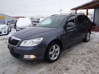 Gebraucht Skoda Octavia Ambiente 122 PS (89 kW) 2011 Grau Kombi