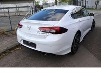 Usado Opel Insignia Dynamic 260 HP (191 kW) 2017 Branco Sedan