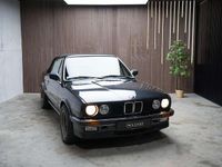 Gebraucht BMW 325 Cabriolet 170 PS (125 kW) 1987 Diamantschwarz metallic Cabrio