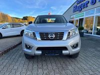 Gebraucht Nissan Navara Acenta 190 PS (139 kW) 2022 Silber Pickup