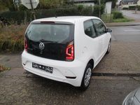 Gebraucht VW up! move up! 68 PS (50 kW) 2017 Weiß Kleinwagen