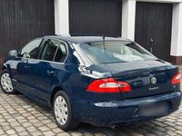 Gebraucht Skoda Superb 160 PS (117 kW) 2010 Blau Limousine