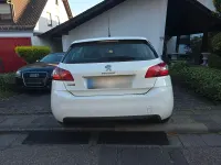 Gebraucht Peugeot 308 Access 125 PS (91 kW) 2014 Weiß Limousine