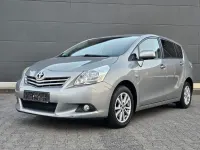 Gebraucht Toyota Verso Life 132 PS (97 kW) 2013 Grau Van / Kleinbus