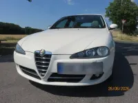 Gebraucht Alfa Romeo 147 105 PS (77 kW) 2007 Weiß Kleinwagen