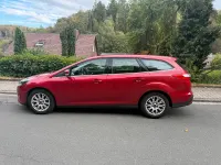 Gebraucht Ford Focus Titanium 150 PS (110 kW) 2011 Rot Kombi