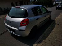 Gebraucht Renault Clio II 75 PS (55 kW) 2006 Grau Kleinwagen